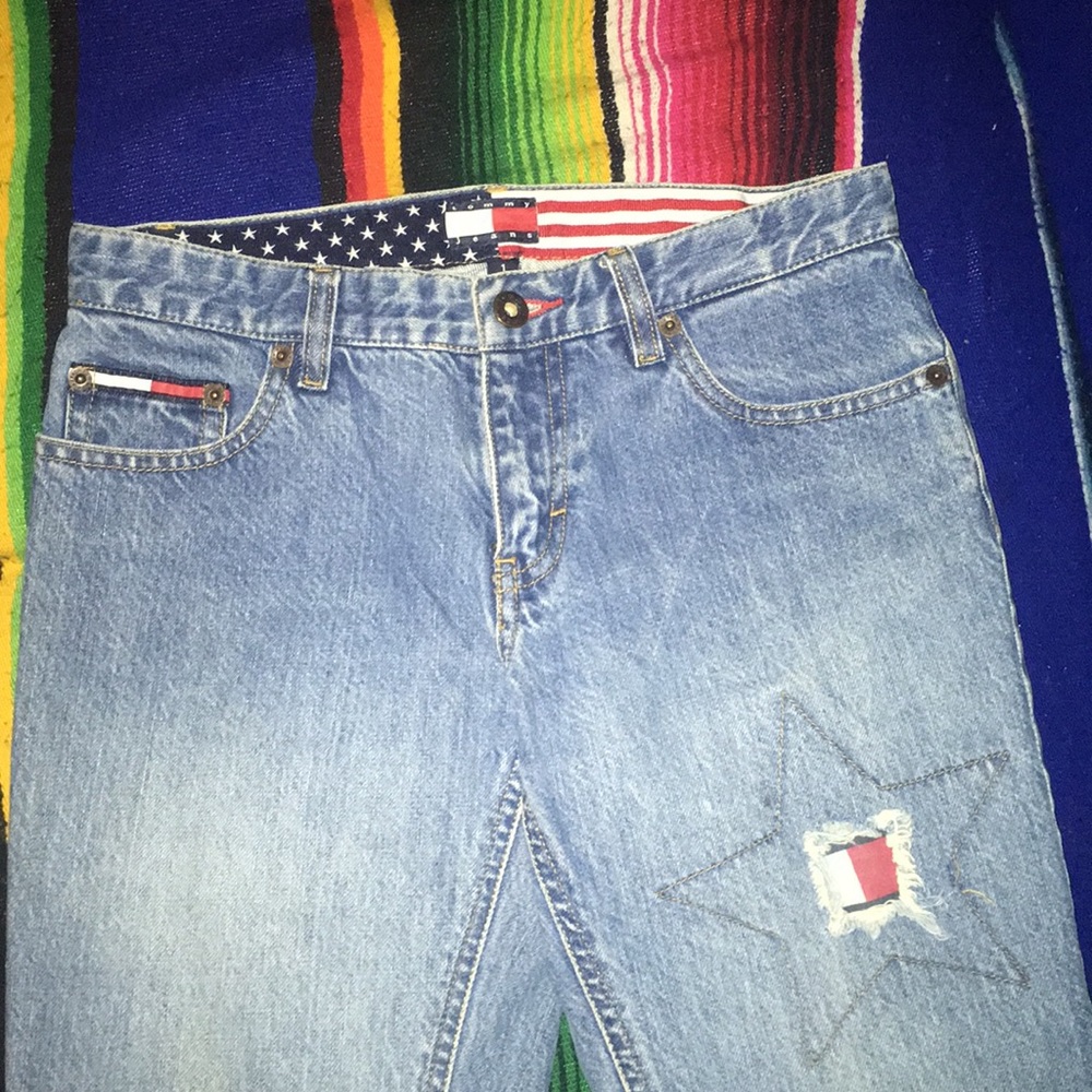 ViNTAGE TOMmy jEANz🤩💙❤️⭐️